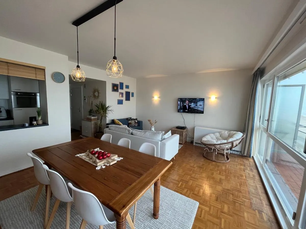 Royal Palace Zeedijk Oostende Appartement Met 2 Slaapkamers Belgium
